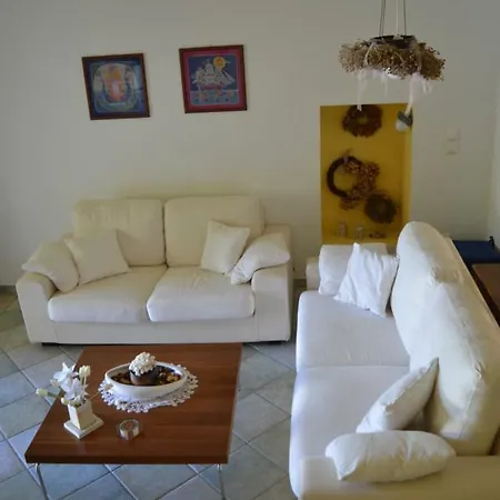 Casa vacanze Kato Korakiana, Detached House *
